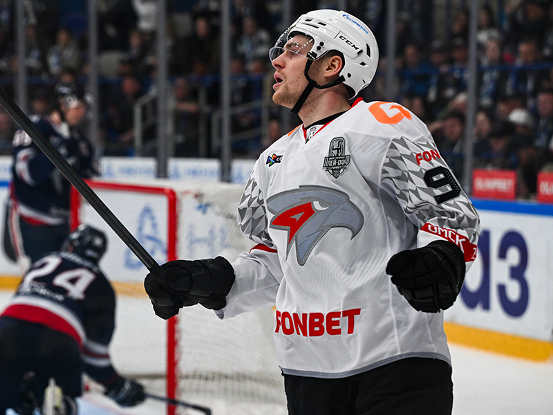 Победный дуплет. «Авангард» выигрывает в Нижнекамске