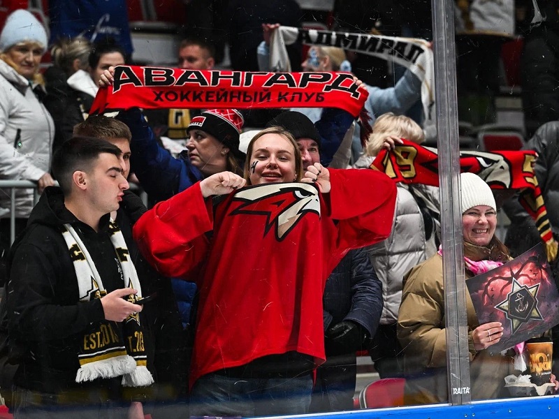 Жаркие игры на Дальнем Востоке, 500-й матч Дронова, выход «Ак Барса» в плей-офф. Моменты дня