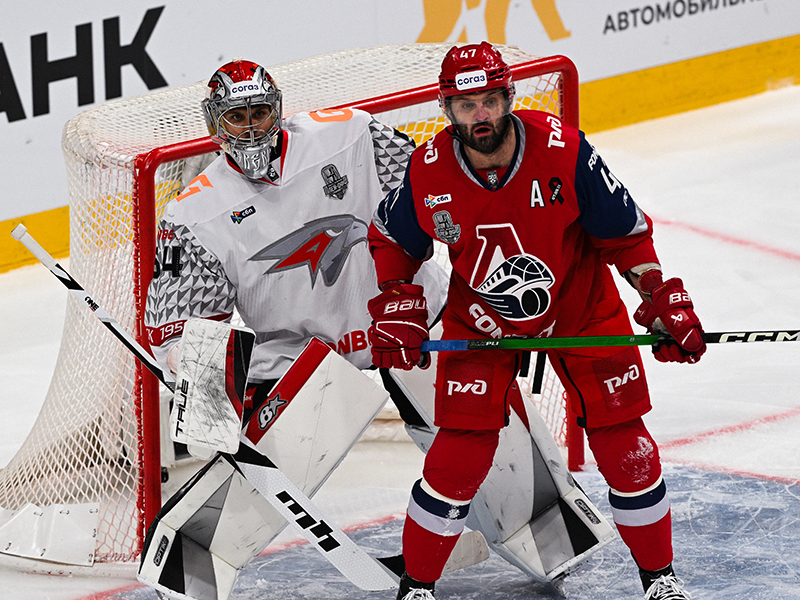 1/2 финала Кубка Гагарина, матч №2: 26 апреля, 20:00 (омск.вр.) «Локомотив» - «Авангард»