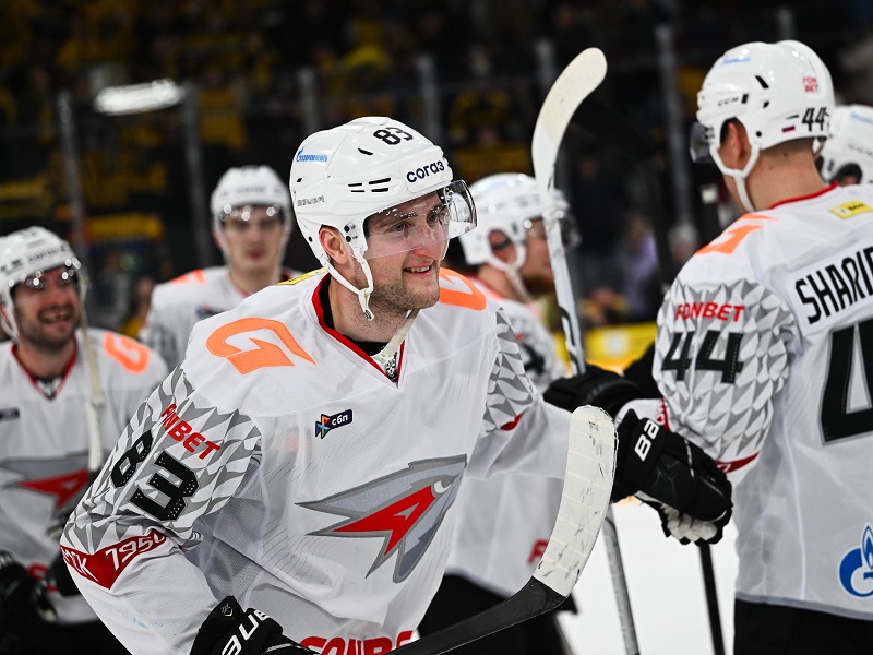 Высокие шансы «Ак Барса» и минского «Динамо», ковровая дорожка для «Авангарда»