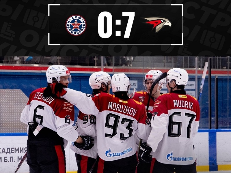 «Омские Ястребы» разгромили «АКМ-Новомосковск»