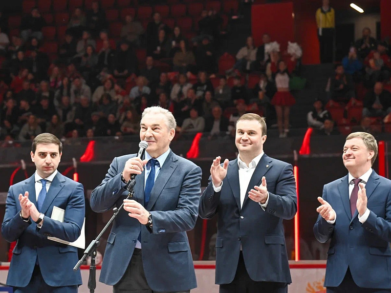 Владислав Третьяк открыл СКК имени Виктора Блинова