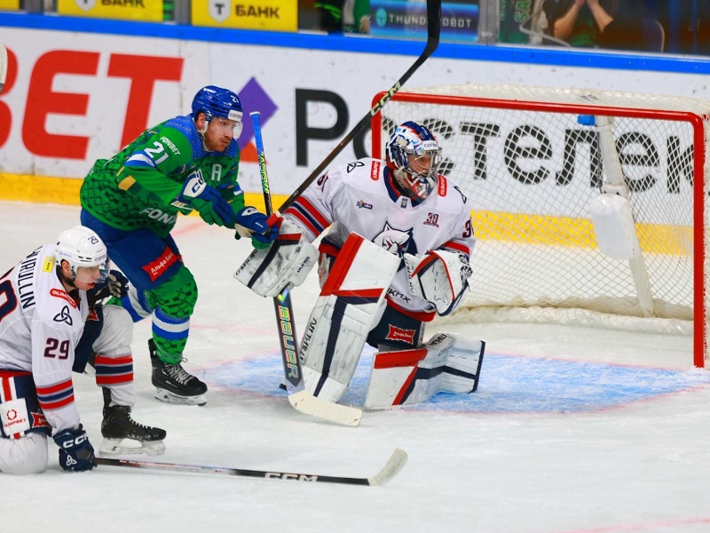 «Салават Юлаев» обыграл «Нефтехимик», «Драконы» одолели «Ладу», московское «Динамо» проиграло в Сочи