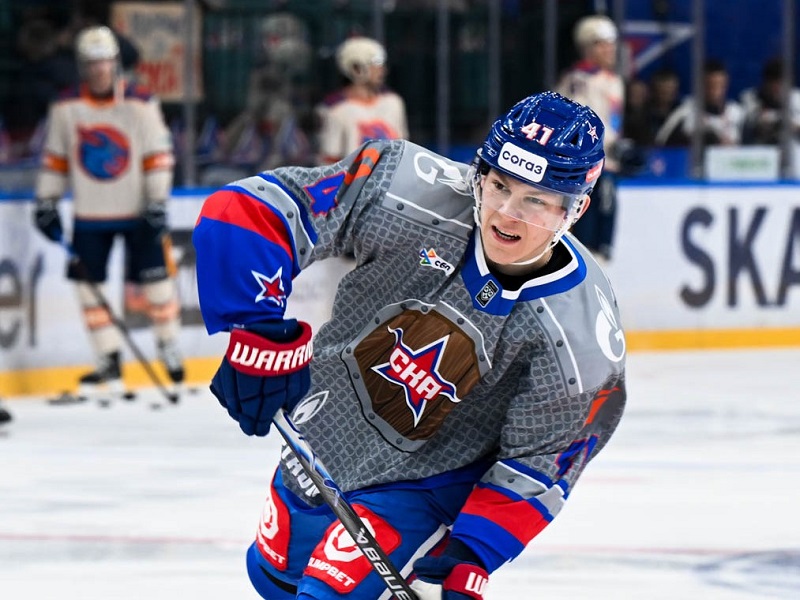 СКА выиграл «дерби Санкт-Петербурга», «Локомотив» возглавил Запад. Моменты дня