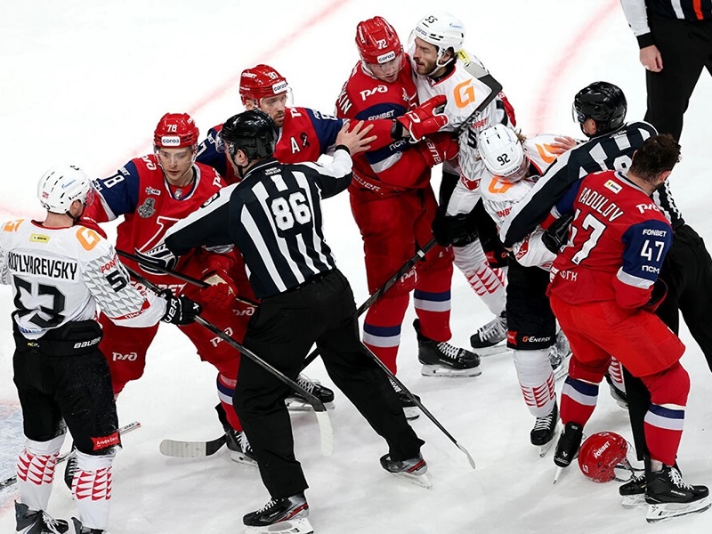 Уникальный гол «Локомотива» – после него удалили вообще всех