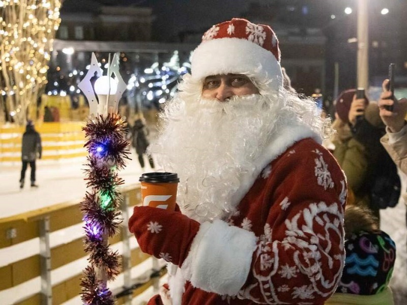 В Омске заработал каток у СКК им. Блинова