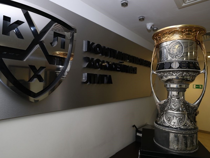 Все пары плей-офф КХЛ – и сразу мощь: ЦСКА против СКА, «Локомотив» – «Спартак»