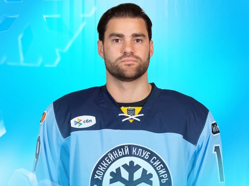 «Сибирь» подписала контракт с канадским нападающим Энди Андреоффом