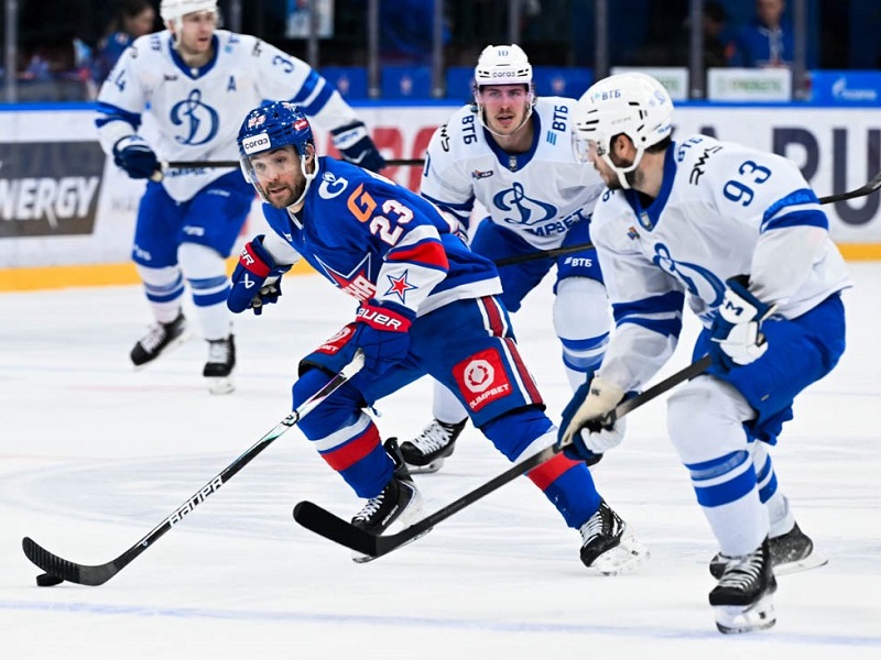 Московское «Динамо» поборется за Кубок Гагарина, Егор Филин оформил хет-трик. Моменты дня