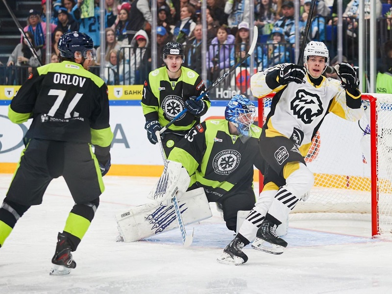 «Сибирь» остановлена, «Металлург» забил дважды в меньшинстве за 50 секунд. Итоги дня в КХЛ