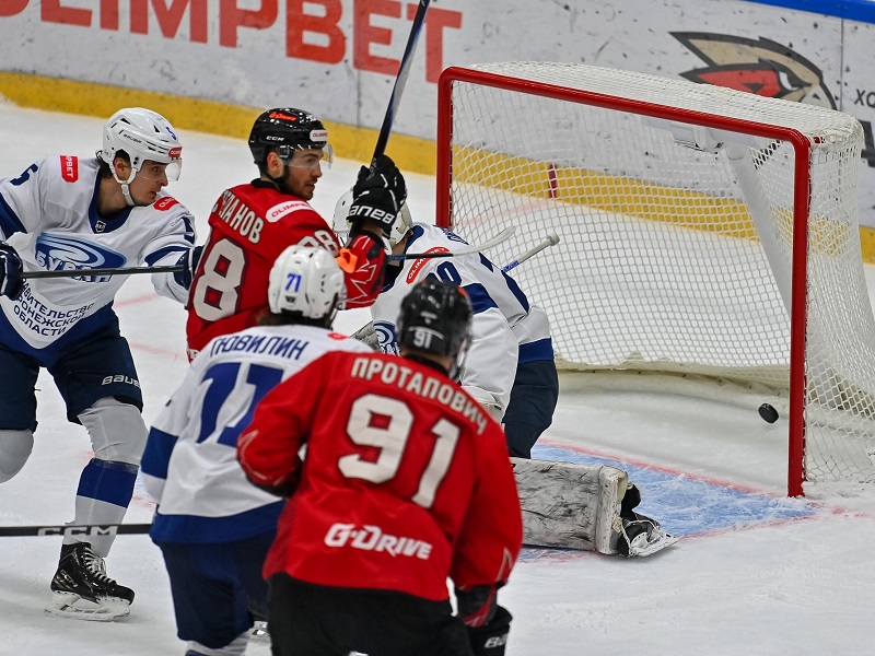 Дубль Протаповича помог «Омским Крыльям» обыграть «Буран»