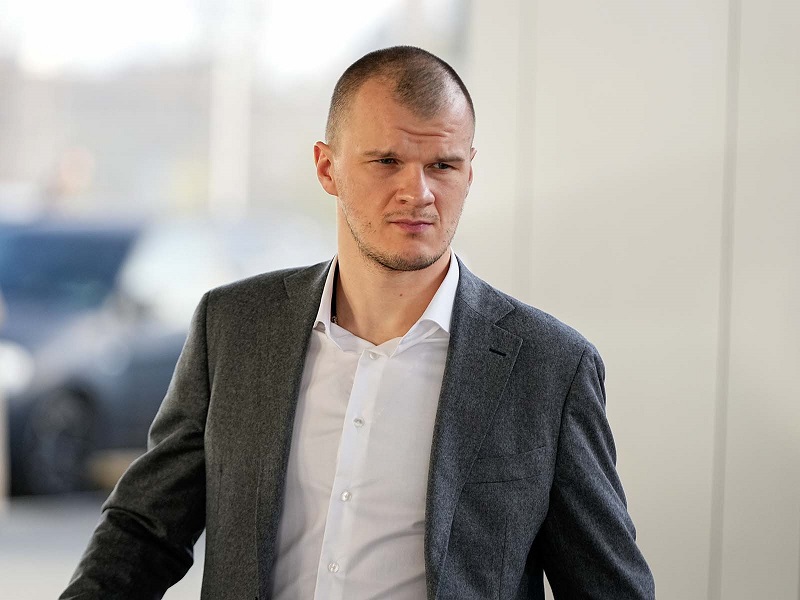 Квартальнов – в «Локомотиве», Адамчук укрепит оборону «Авангарда», «Шанхай» попрощался с 22 игроками