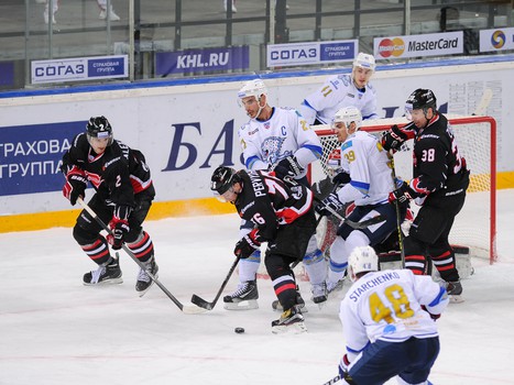 18.02.2016. "Авангард" - "Барыс" 2:3Б