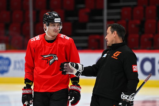 Тренировка «Авангарда» перед четвёртым матчем серии с «Металлургом»