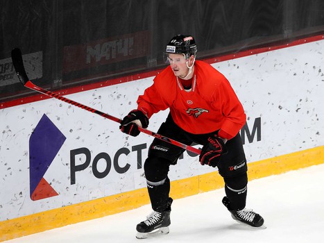 Снова на льду. «Авангард» вернулся к работе