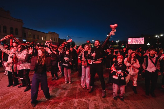 Фан-зона «Авангарда» на Пешеходном Любинском