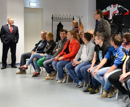 Пресс-конференция президента ХК "Авангард" Владимира Шалаева и представление новичков