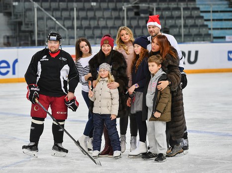 Предновогодний матч "Офисных Ястребов"