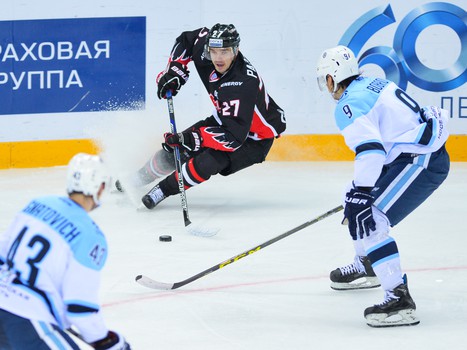 08.10.2015. "Авангард" - "Сибирь" 3:2Б