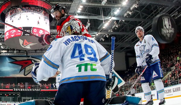 «Хорошо работало большинство, было много моментов». Широков, Емелин и Фисенко – о третьем матче серии с «Барысом»