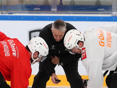 Раскатка «Авангарда» перед выездным матчем с «Нефтехимиком»