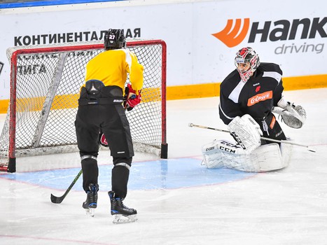 Раскатка "Авангарда" перед матчем с московским "Динамо"