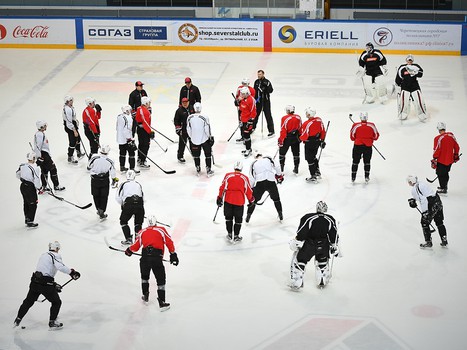 Раскатка "Авангарда" перед выездным матчем с "Северсталью"