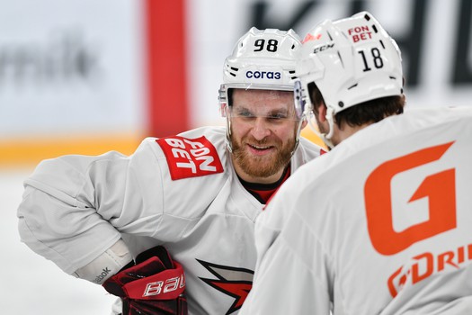 Тренировка «Авангарда» перед матчем в Нижнекамске