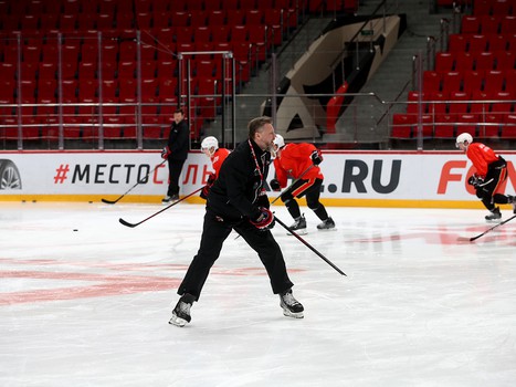 Тренировка «Авангарда» перед вылетом в Череповец