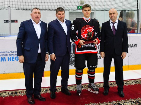 Закрытие сезона 2017/18 в хоккейной школе "Авангард"