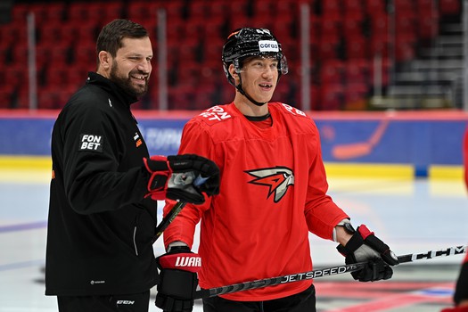 Первая ледовая тренировка «Авангарда»