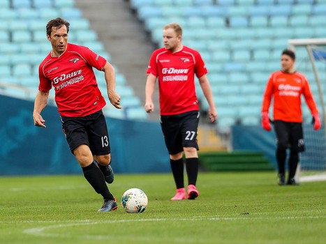 Товарищеский матч по футболу. Сборная «Авангард» - «Мощные СМИ» 13:2