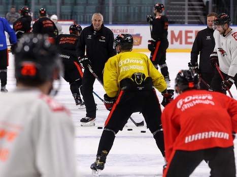 Тренировка «Авангарда» перед стартом турнира в Санкт-Петербурге