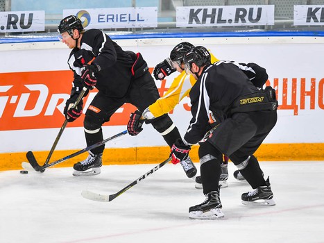 Раскатка "Авангарда" перед матчем против СКА