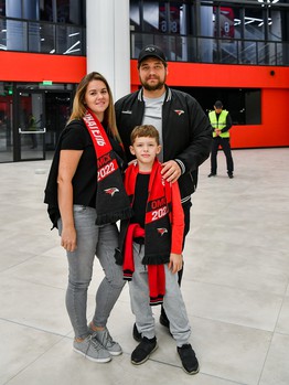 Первая официальная игра на G-Drive Арене: «Омские Ястребы» – «Сибирские Снайперы»