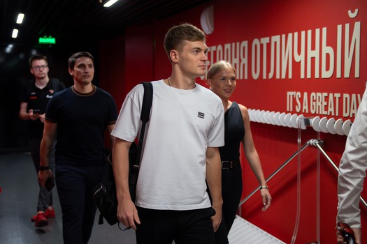 Дмитрий Рашевский в Омске на вечеринке Буэнос Летос