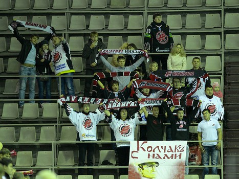 19.10.2013 "Металлург" (Нк) - "Авангард" 4:3