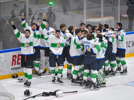 Заключительный день финала Первенства ЮХЛ в Омске