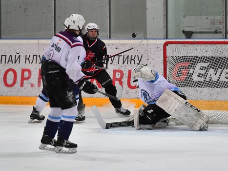 "Авангард"-2001 вышел в финал Первенства России