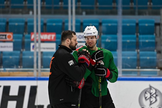 Раскатка «Авангарда» перед матчем в Астане