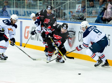 27.08.2015. "Авангард" - "Металлург" Мг 3:4Б