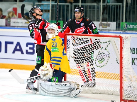 12.09.2013 "Авангард" - "Атлант" 4:3