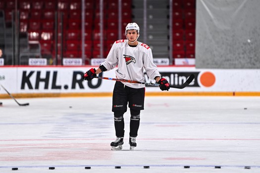 Раскатка «Авангарда» перед матчем в Челябинске