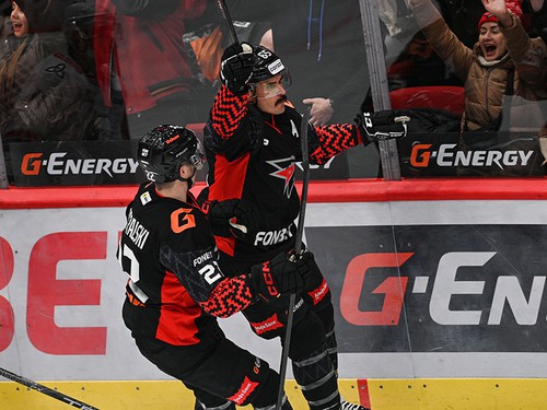 Переломили! «Авангард» третий раз побеждает «Нефтехимик»