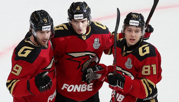 Прошли «Ак Барс»! «Авангард» всухую победил в шестом матче серии