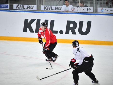 Раскатка "Авангарда" перед матчем со "Спартаком"