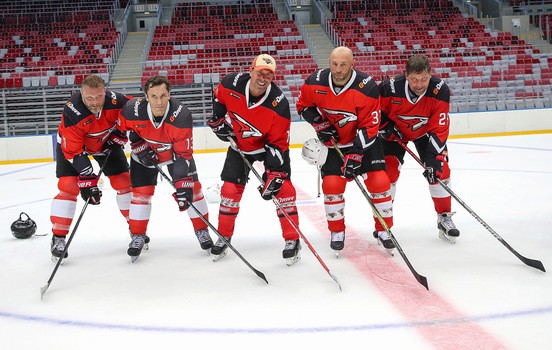 Сборная «Авангард» - Сборная «Газпром нефть» 10:4