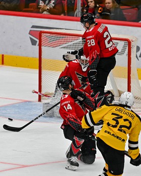 24.08.2025. «Авангард» - «Северсталь» 3:4 Б