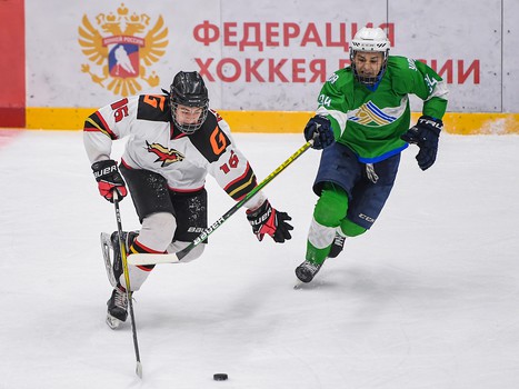 Полуфиналы и матчи за 5-8 места Первенства ЮХЛ в Омске