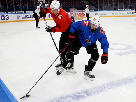 Тренировка «Авангарда» перед четвёртым матчем серии с «Металлургом»